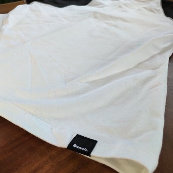 Bench Half Zip T-shirt - Picture 5 of 6